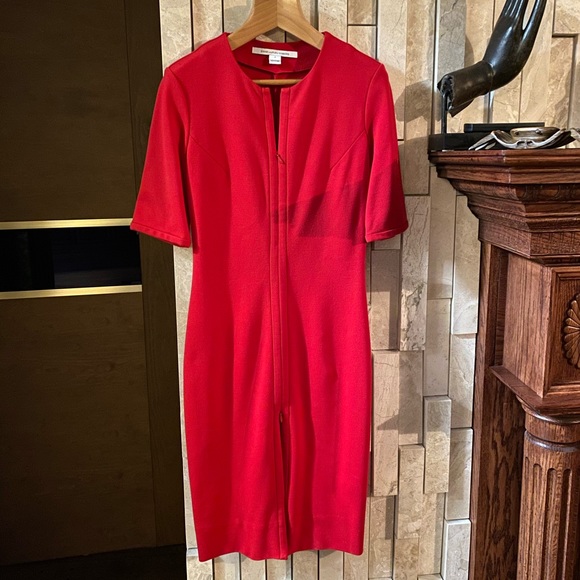 DIANE von FURSTENBERG dress, size 2. - Picture 2 of 9